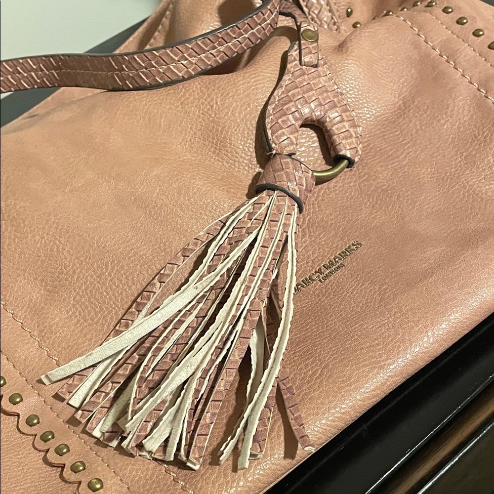 Darcy Marks London Vegan-Taupe Leather Shoulder Bag - Picture 5 of 7